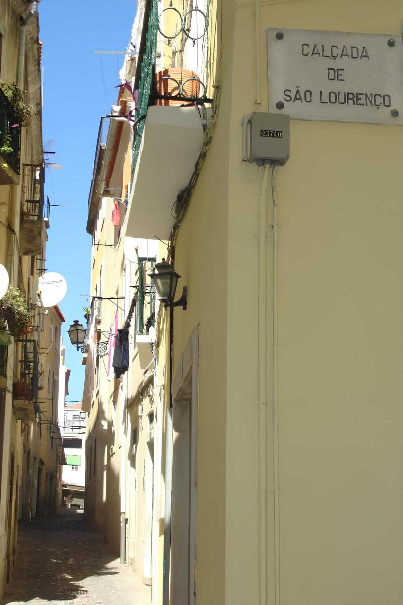 דירות Casa Do Castelo 2- Work Or Relax In The Historic Heart Of Lisbon! מראה חיצוני תמונה